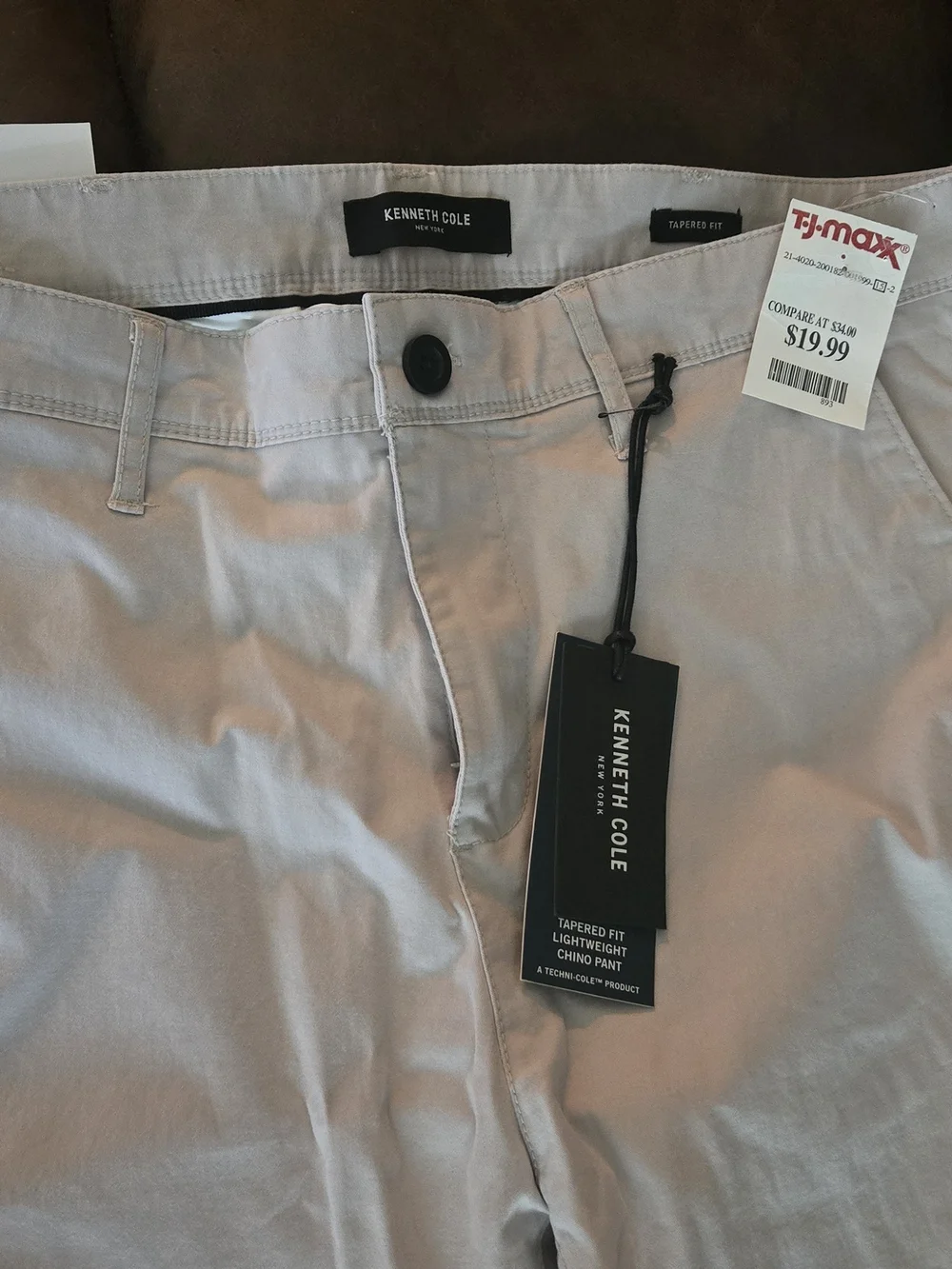 NEW Kenneth Cole Men’s Lightweight Tapered Chinos — Light Cream Or Off White